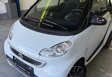 Smart ForTwo 80.656 km 8.399 &euro; Köln 50829