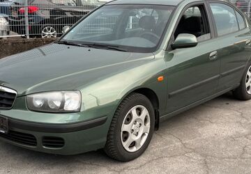 Hyundai Elantra 175.000 km 1.700 &euro; Hilden 40721