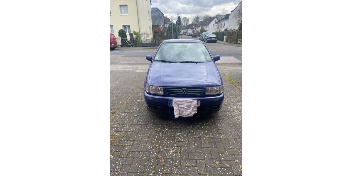 VW Polo 101.957 km 1.400 &euro; Köln 51107