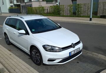 VW Golf 133.897 km 11.460 &euro; Düsseldorf 40627