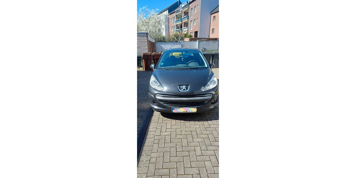 Peugeot 207 169.900 km 1.650 &euro; Neuss 41462