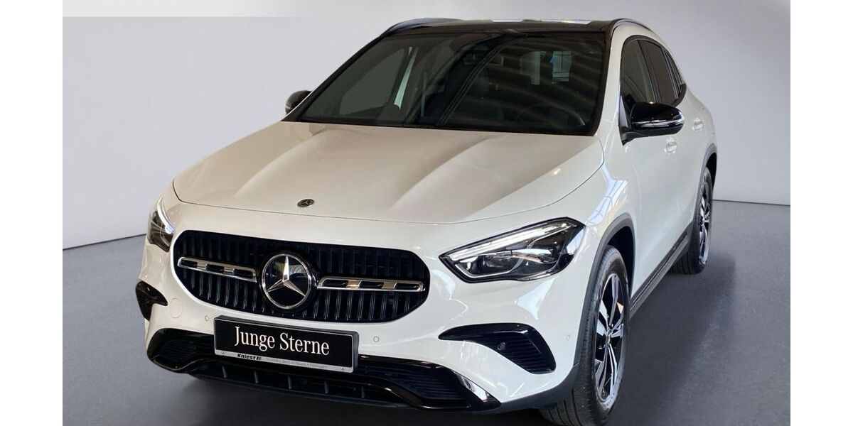 Mercedes-Benz GLA 220 24.845 km 44.790 &euro; Neuss 41464