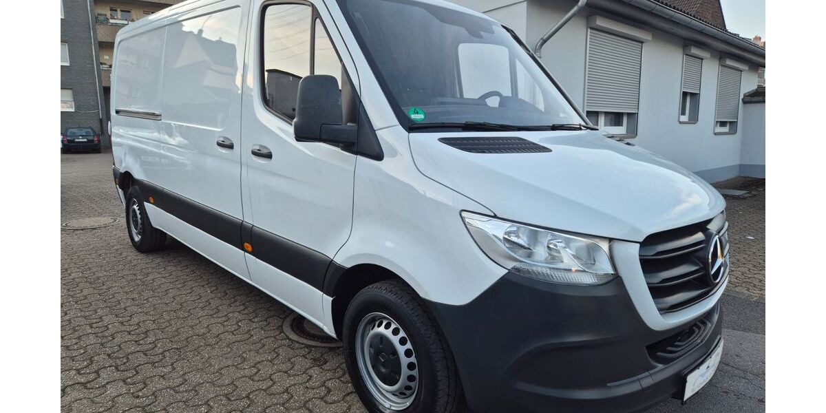 Mercedes-Benz Sprinter 85.000 km 25.500 &euro; Düsseldorf 40591