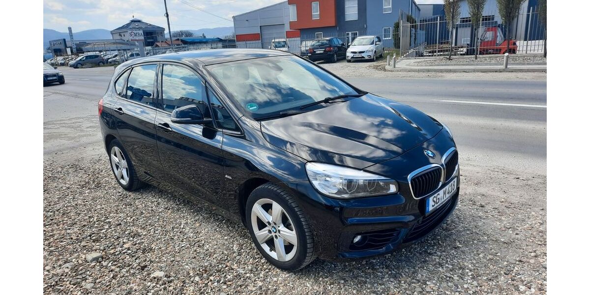 BMW 218 Active Tourer 89.000 km 15.250 &euro; Solingen 42651