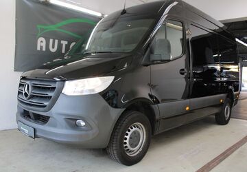 Mercedes-Benz Sprinter 249.998 km 20.990 &euro; Düsseldorf 40233
