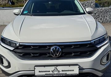 VW T-Roc 143.010 km 19.450 &euro; Mülheim / Ruhr 45473