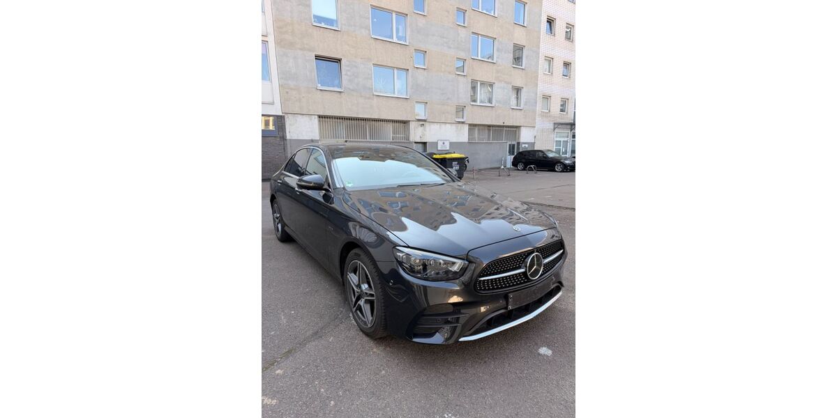 Mercedes-Benz E 300 58.000 km 33.900 &euro; Köln 50676