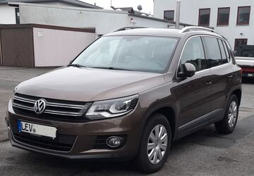 VW Tiguan 176.500 km 12.499 &euro; Leverkusen 51381