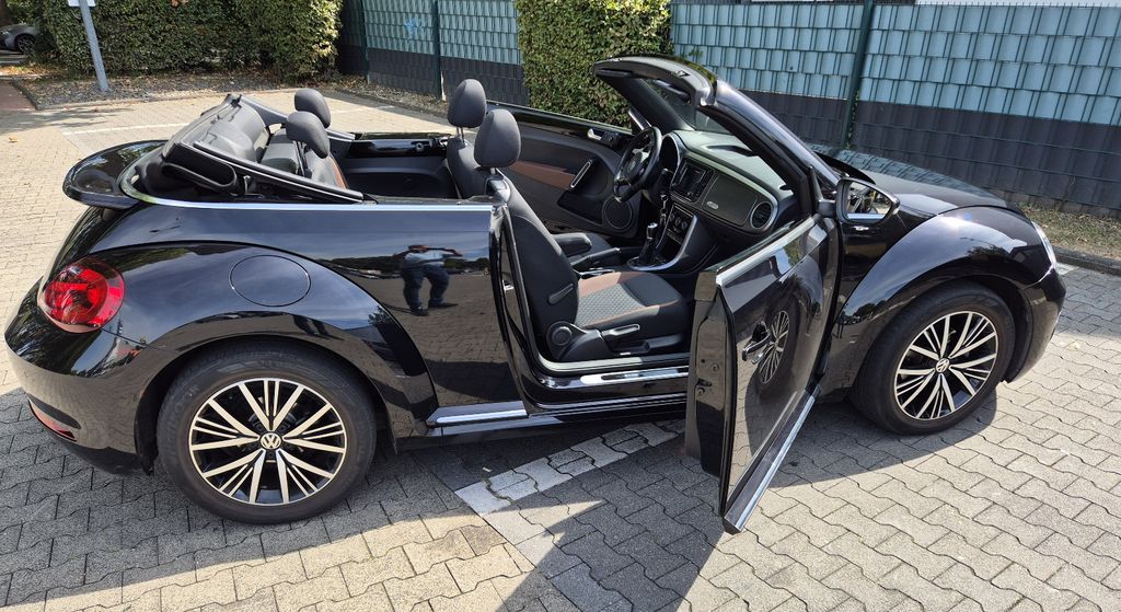 VW Beetle 109.000 km 15.200 &euro; Köln 50735