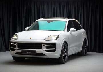 Porsche Cayenne 26.800 km 99.900 &euro; Düsseldorf 40211