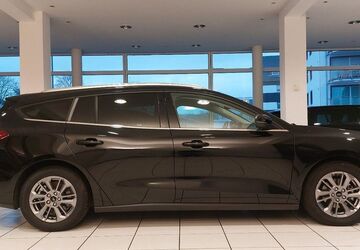 Ford Focus 47.000 km 19.350 &euro; Köln 51149