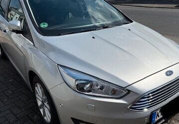 Ford Focus 89.900 km 10.600 &euro; Köln 50767