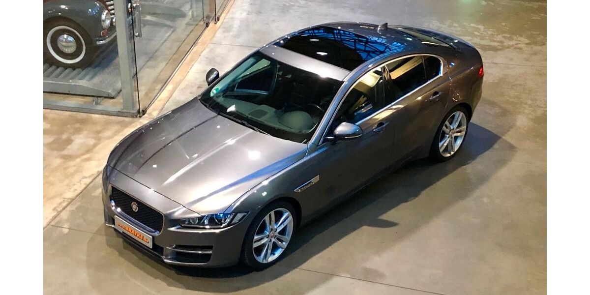 Jaguar XE 89.980 km 20.950 &euro; Düsseldorf 40591