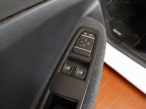 Renault ZOE Experience SHZ Tempo Klima 32.106 km 12.440 &euro; HAAN 42781