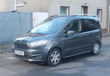 Ford Tourneo Courier 149.000 km 5.990 &euro; Köln 50739