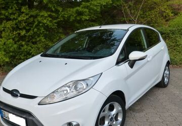Ford Fiesta 134.300 km 4.950 &euro; Bergisch Gladbach 51427