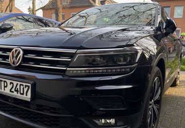 VW Tiguan 66.000 km 19.700 &euro; Düsseldorf 40589