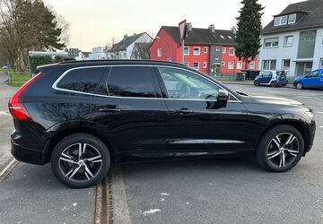 Volvo XC60 107.500 km 28.099 &euro; Köln 51107