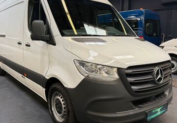 Mercedes-Benz Sprinter 269.000 km 23.800 &euro; Hilden 40721