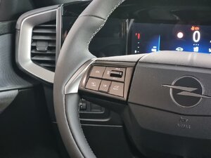 Opel Mokka Edition Komfortp. Techp. Alu 6.414 km 19.680 &euro; HAAN 42781