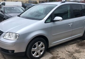 VW Touran 174.564 km 2.290 &euro; Düsseldorf 40231