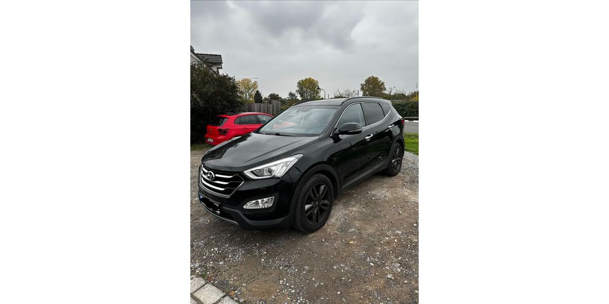 Hyundai SANTA FE 150.000 km 12.999 &euro; Düsseldorf 40625
