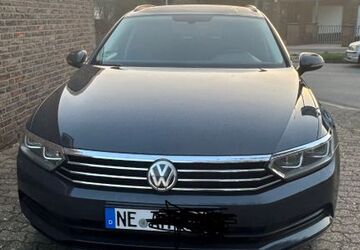 VW Passat 288.000 km 7.900 &euro; neuss 41472