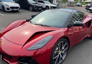 Lotus Emira 7.782 km 82.980 &euro; Köln 50829