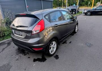 Ford Fiesta 188.000 km 5.900 &euro; Düsseldorf 40591