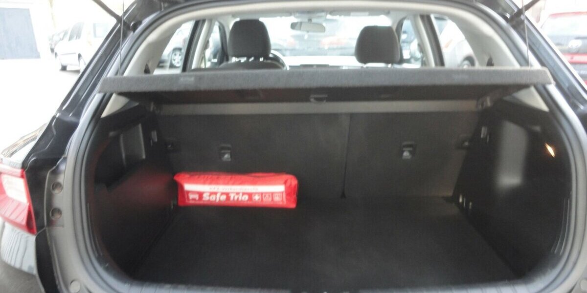 Kia Stonic 1,2 Edition7- Klima SHZ PDC Alu 33Tk,1 Hd 33.000 km 13.499 &euro; Neuss 41462