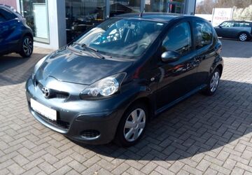 Toyota Aygo (X) 116.000 km 1.900 &euro; Ratingen 40882