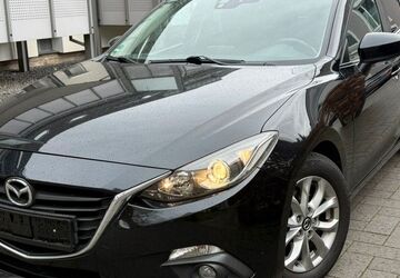 Mazda 3 164.000 km 7.440 &euro; Düsseldorf 40468