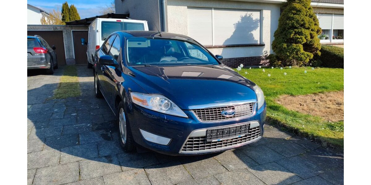 Ford Mondeo 184.000 km 4.300 &euro; Bergisch Gladbach 51467