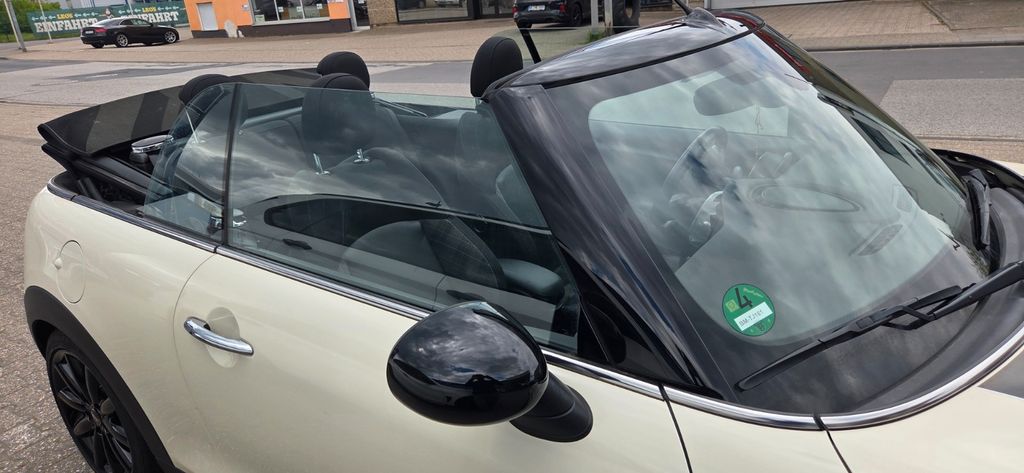 Mini Cooper Cabrio 62.700 km 17.300 &euro; Pulheim 50259