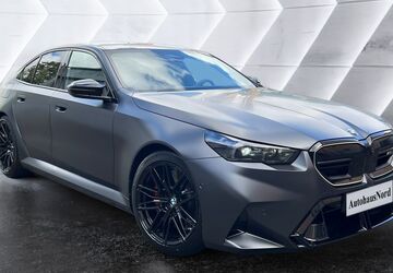 BMW M5 6.215 km 129.900 &euro; Köln-Riehl 50735