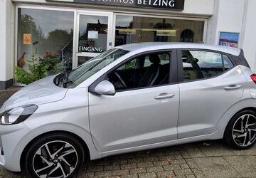 Hyundai i10 39.392 km 12.344 &euro; Solingen 42651