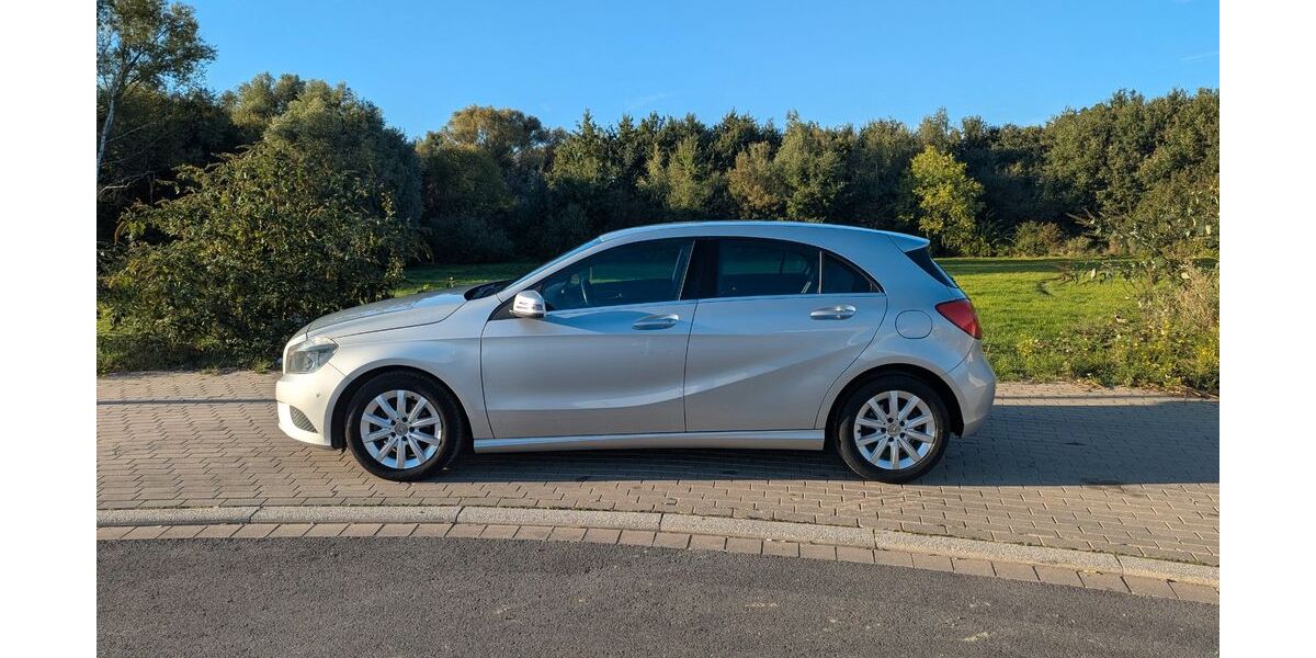 Mercedes-Benz A 180 198.000 km 7.500 &euro; Hilden 40724