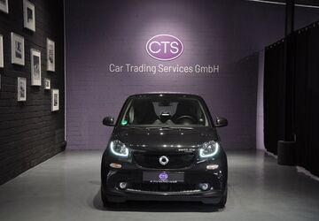 Smart ForTwo 28.356 km 9.500 &euro; Düsseldorf 40476