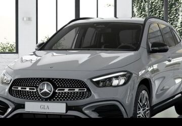 Mercedes-Benz GLA 200 9.900 km 119.000 &euro; Düsseldorf 40470