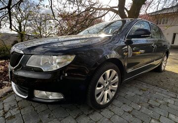 Skoda Superb 70.000 km 9.500 &euro; Solingen 42657