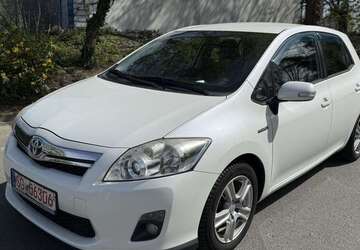 Toyota Auris 196.388 km 6.990 &euro; Solingen 42655