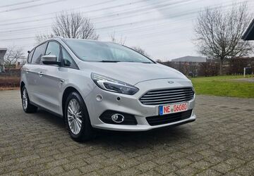Ford S-Max 118.500 km 14.500 &euro; Neuss OT Barbaraviertel 41460