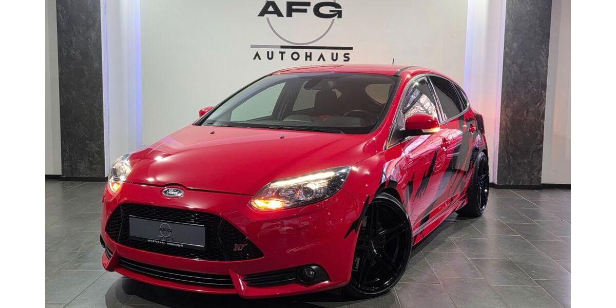 Ford Focus 66.811 km 16.995 &euro; Wuppertal 42285