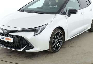 Toyota Corolla 19.355 km 29.420 &euro; Köln 50739