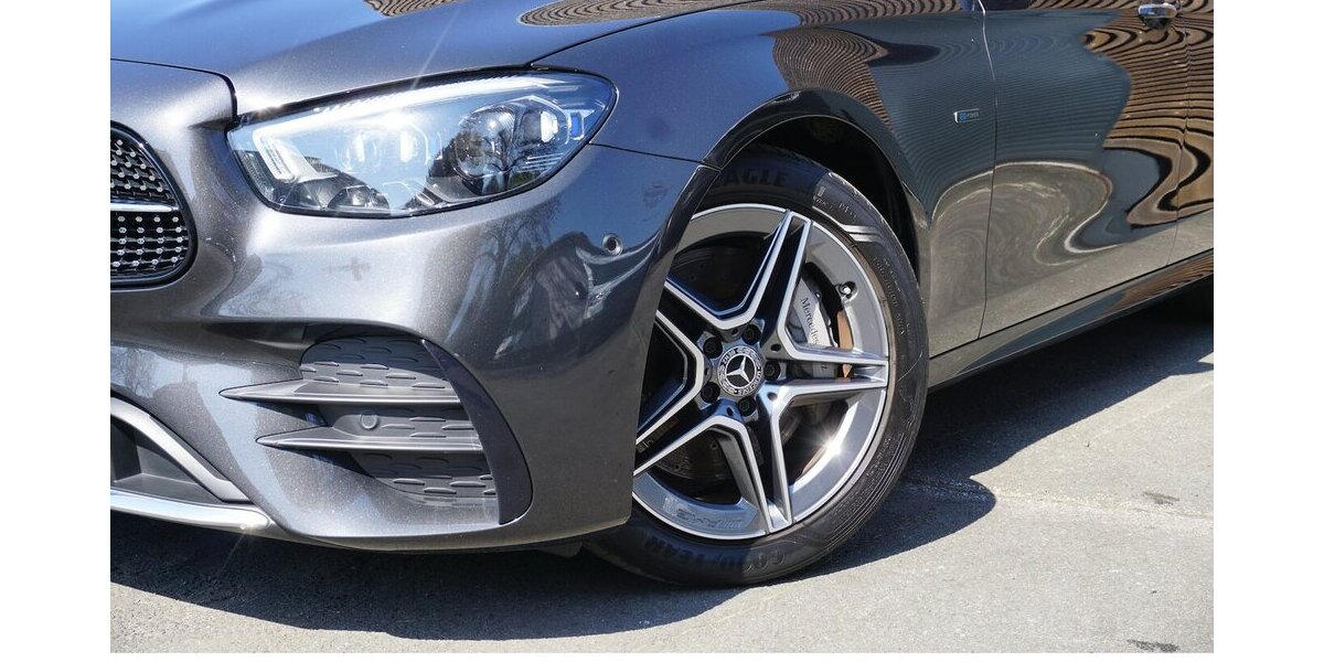 Mercedes-Benz E 300 de AMG MBUX Burm Pano 360° AHK MB100 65.161 km 30.900 &euro; Wuppertal 42327