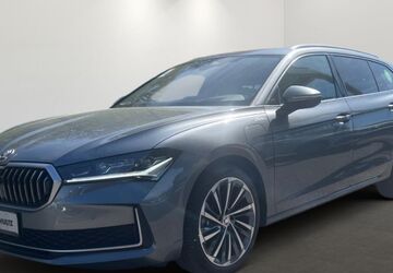 Skoda Superb 17.000 km 47.980 &euro; Wuppertal 42109