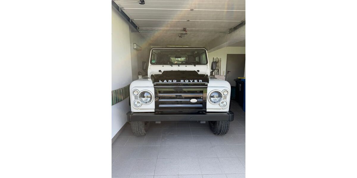 Land Rover Defender 93.000 km 41.500 &euro; Grevenbroich 41515
