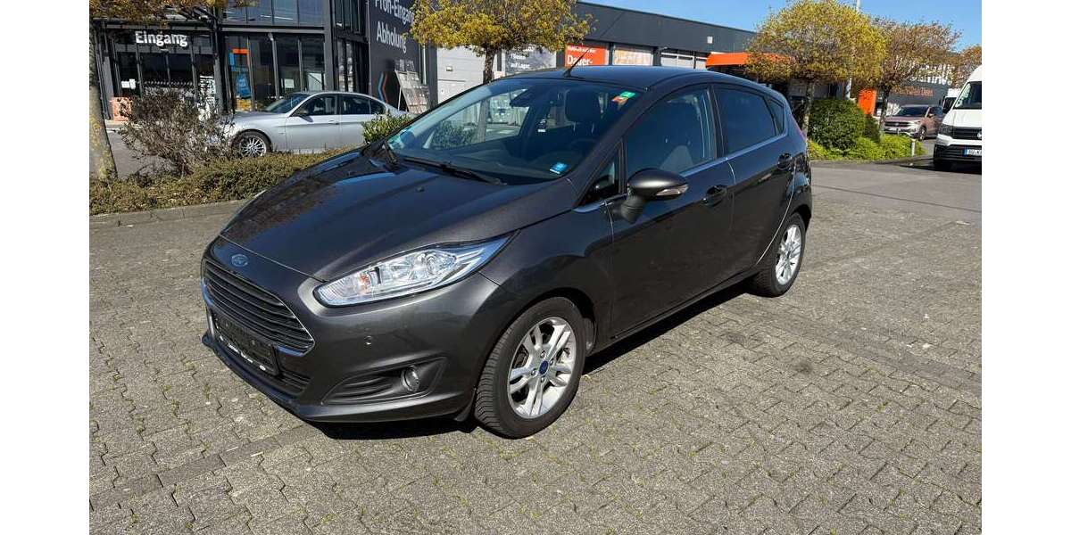Ford Fiesta 188.000 km 6.390 &euro; Köln-Poll (ARAL Tankstelle ) 51105