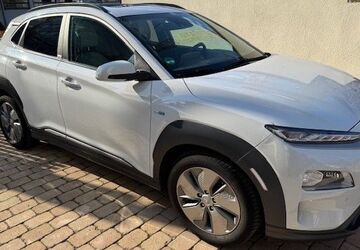Hyundai KONA Elektro 48.000 km 21.650 &euro; Köln 50931