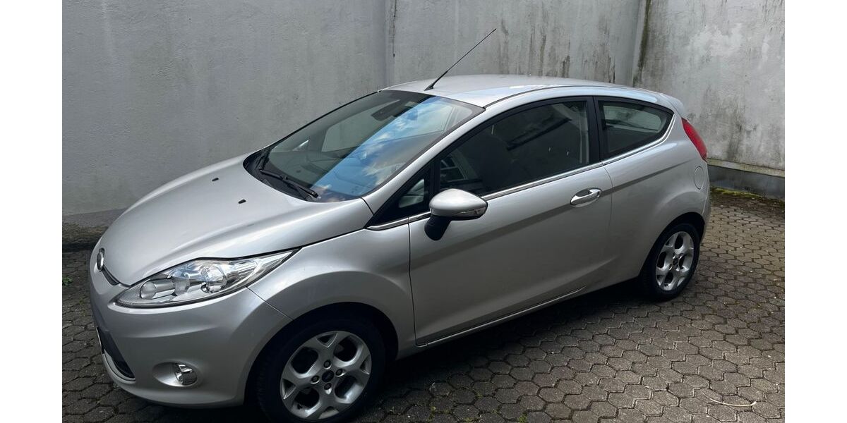 Ford Fiesta 78.000 km 6.500 &euro; Köln 50937